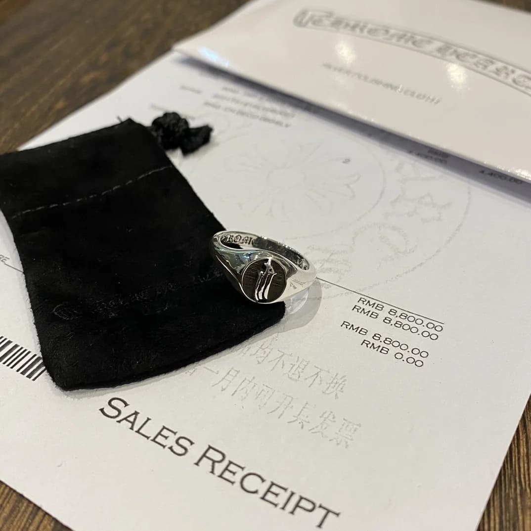 Серебряная печатка Chrome Hearts 3RS Signet на квитанции о покупке