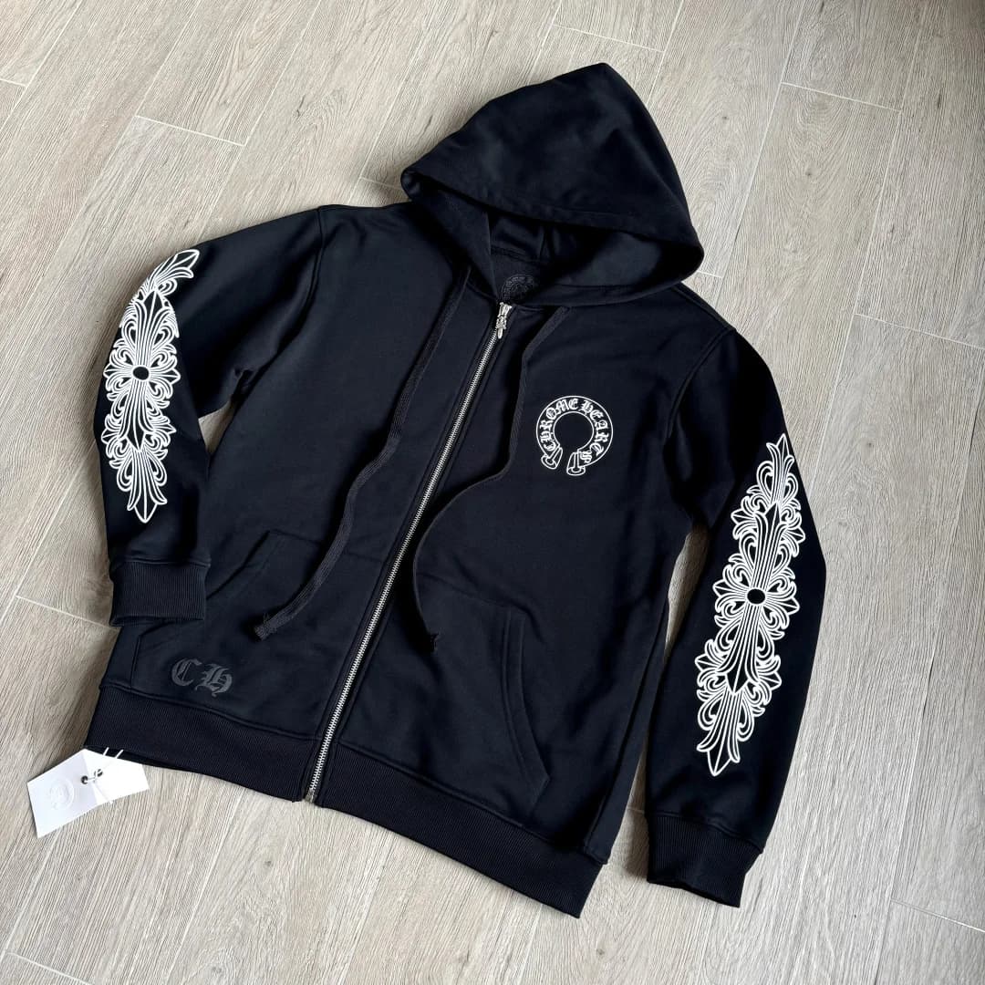 Толстовка на молнии Chrome Hearts черного цвета под углом