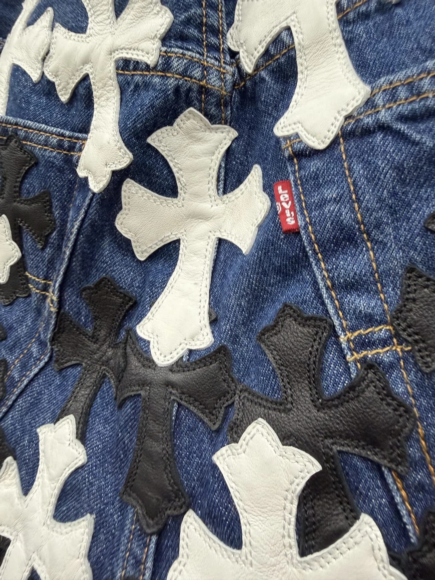 Джинсы Chrome Hearts × Levi's 501