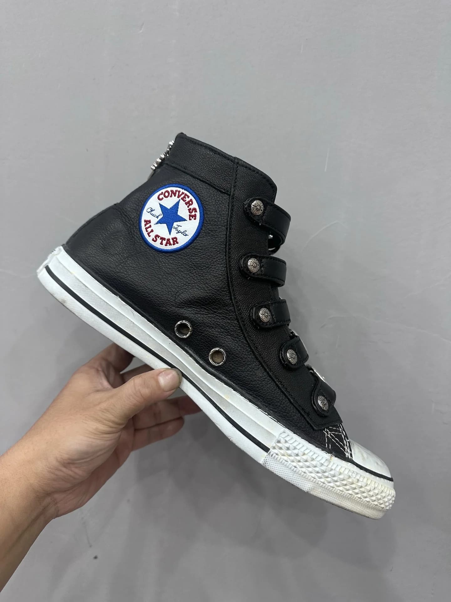 Кеды Chrome Hearts x Converse Multi-Buckle Chuck Taylor с нашивкой Converse