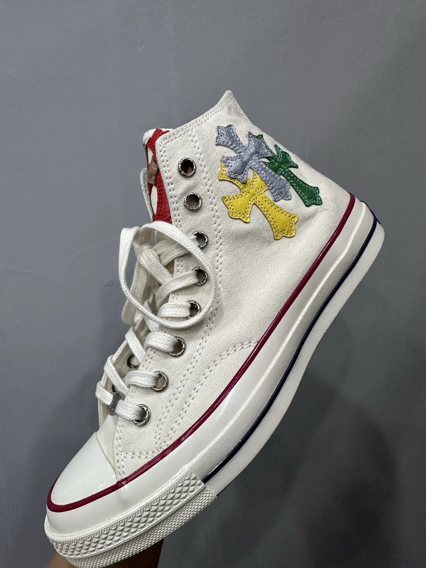 Кеды Chrome Hearts x Converse Chuck 70 с нашивками в виде крестов