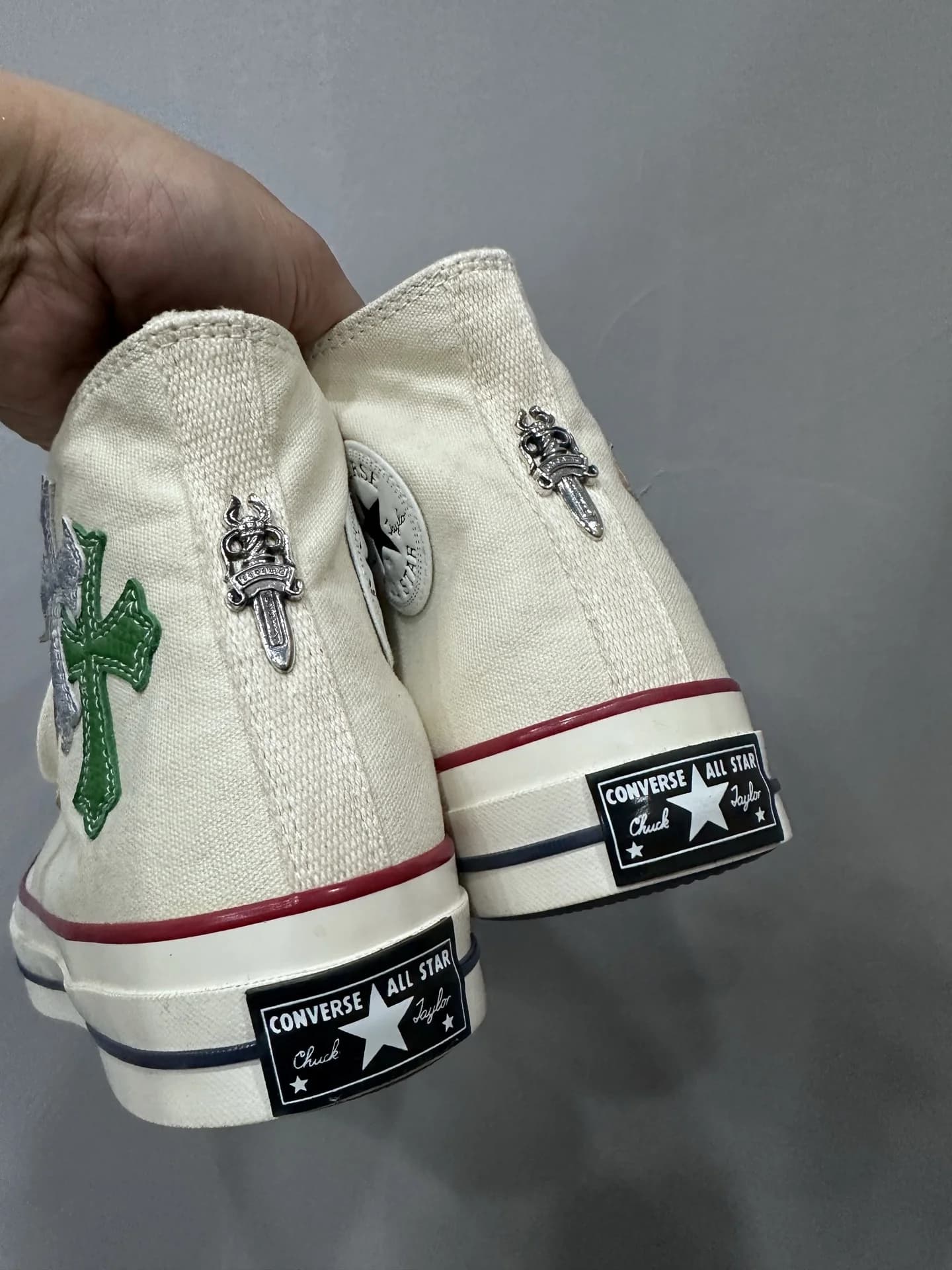 Задники кед Chrome Hearts x Converse Chuck 70 с серебряными кинжалами