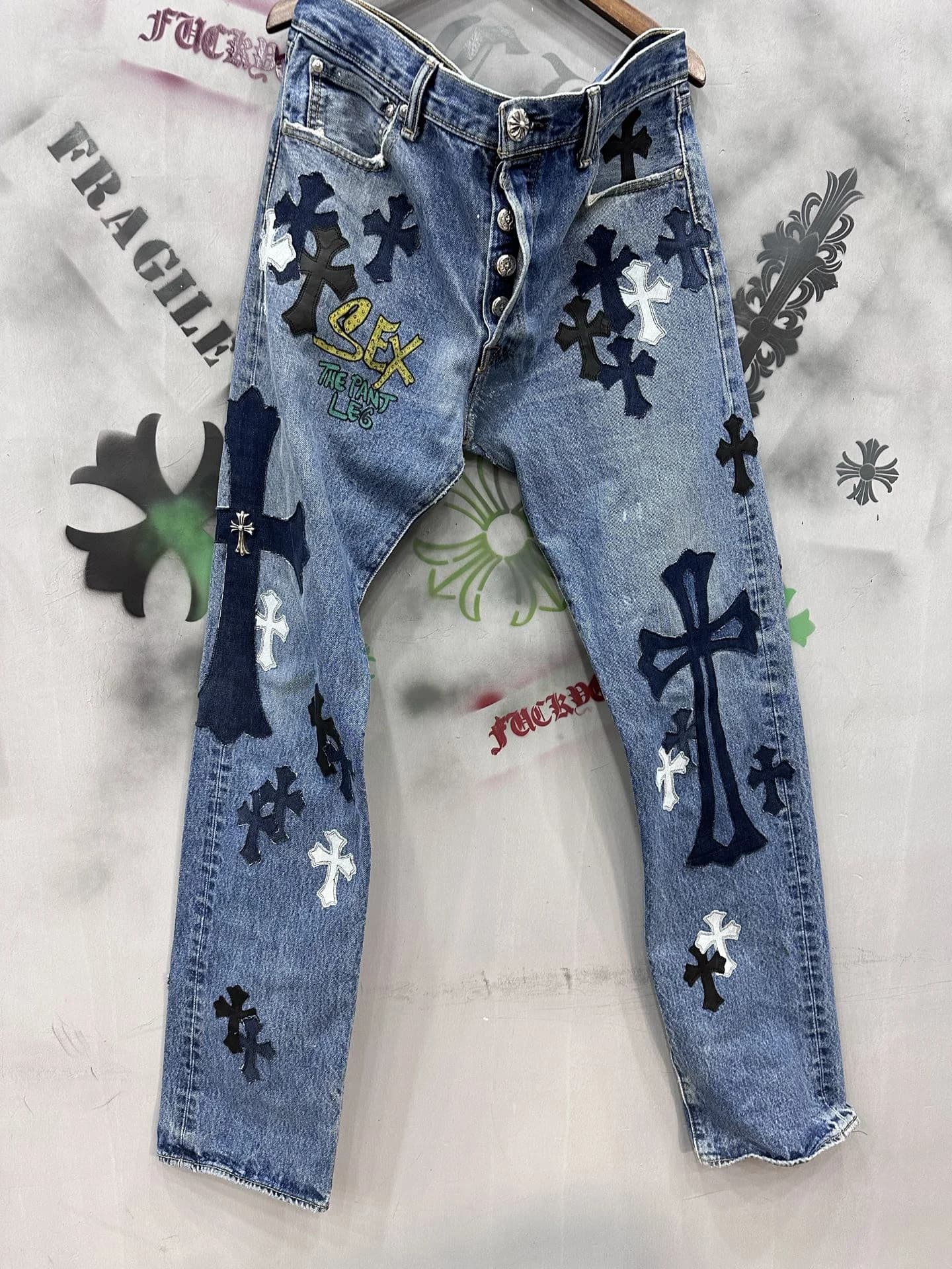 Джинсы Chrome Hearts