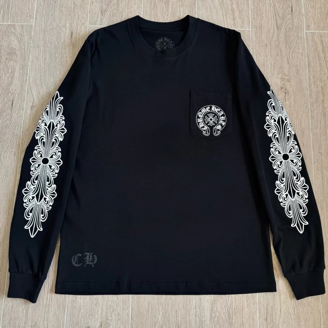 Черный лонгслив Chrome Hearts 18 Avenue Montaigne Paris, вид сзади