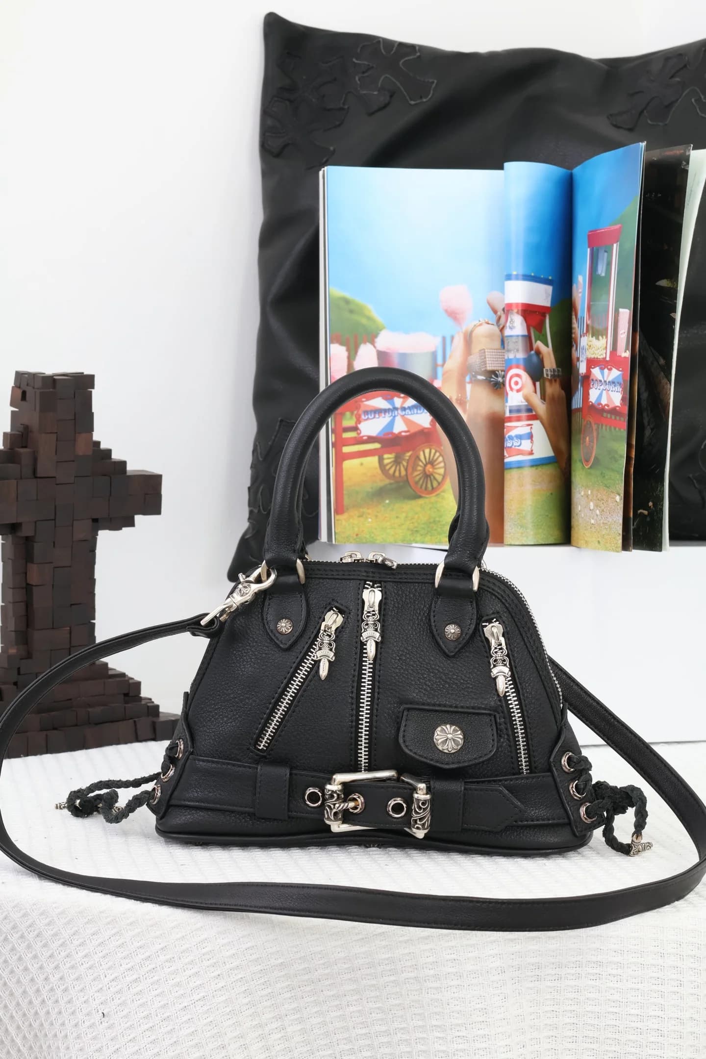 Сумка через плечо Chrome Hearts