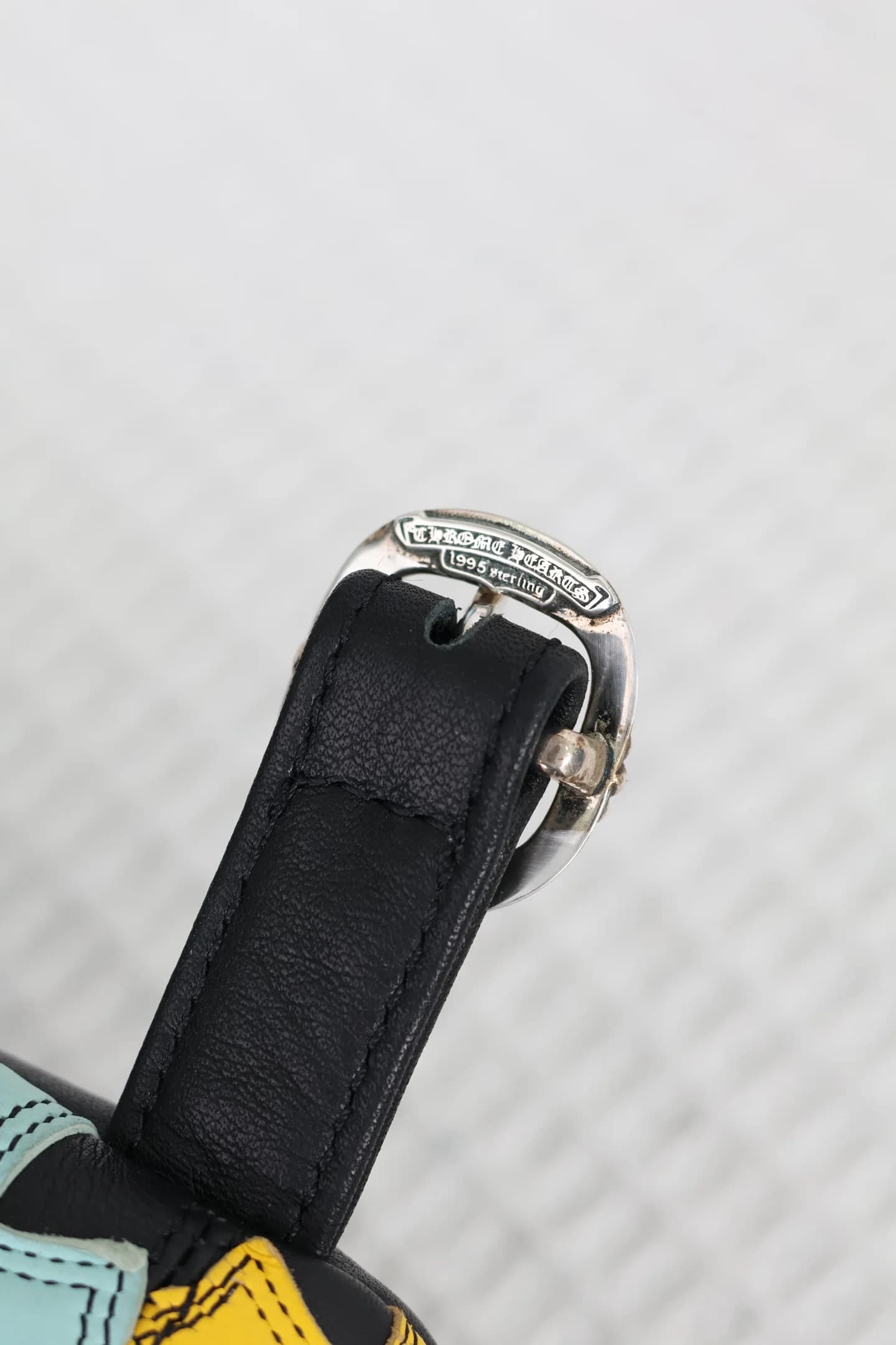 Гравированная пряжка плечевого ремня Chrome Hearts