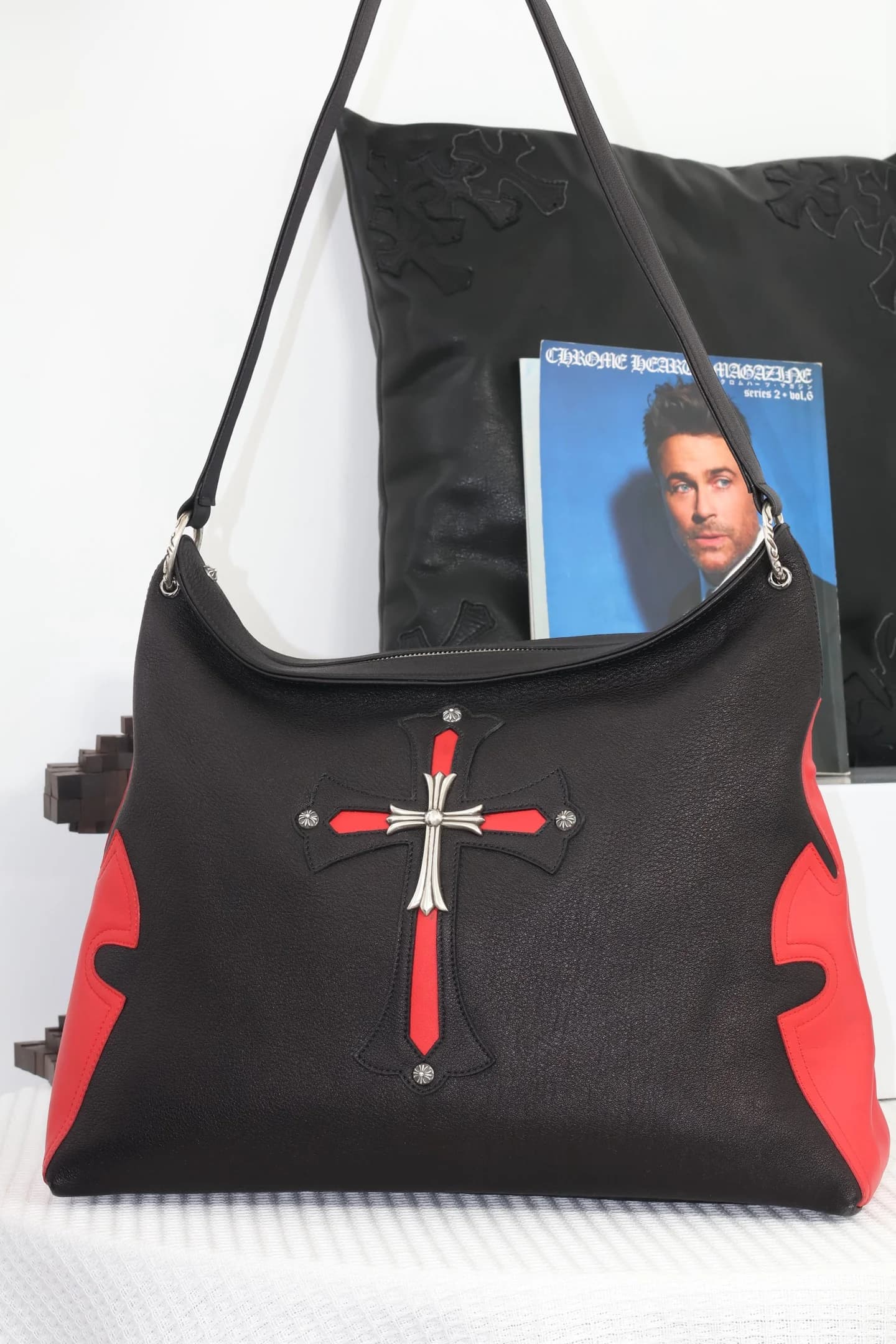 Сумка через плечо Chrome Hearts