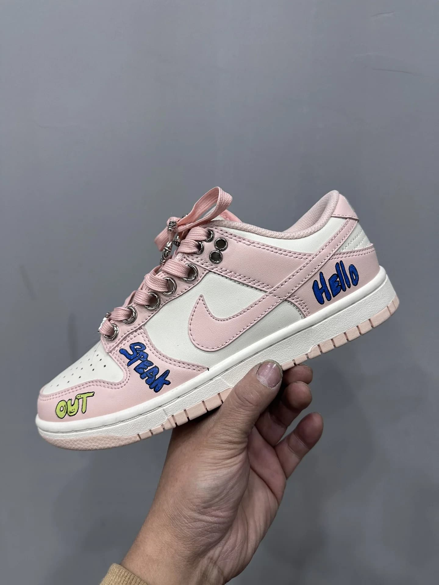 Розово-белые кроссовки Chrome Hearts x Nike Dunk Low
