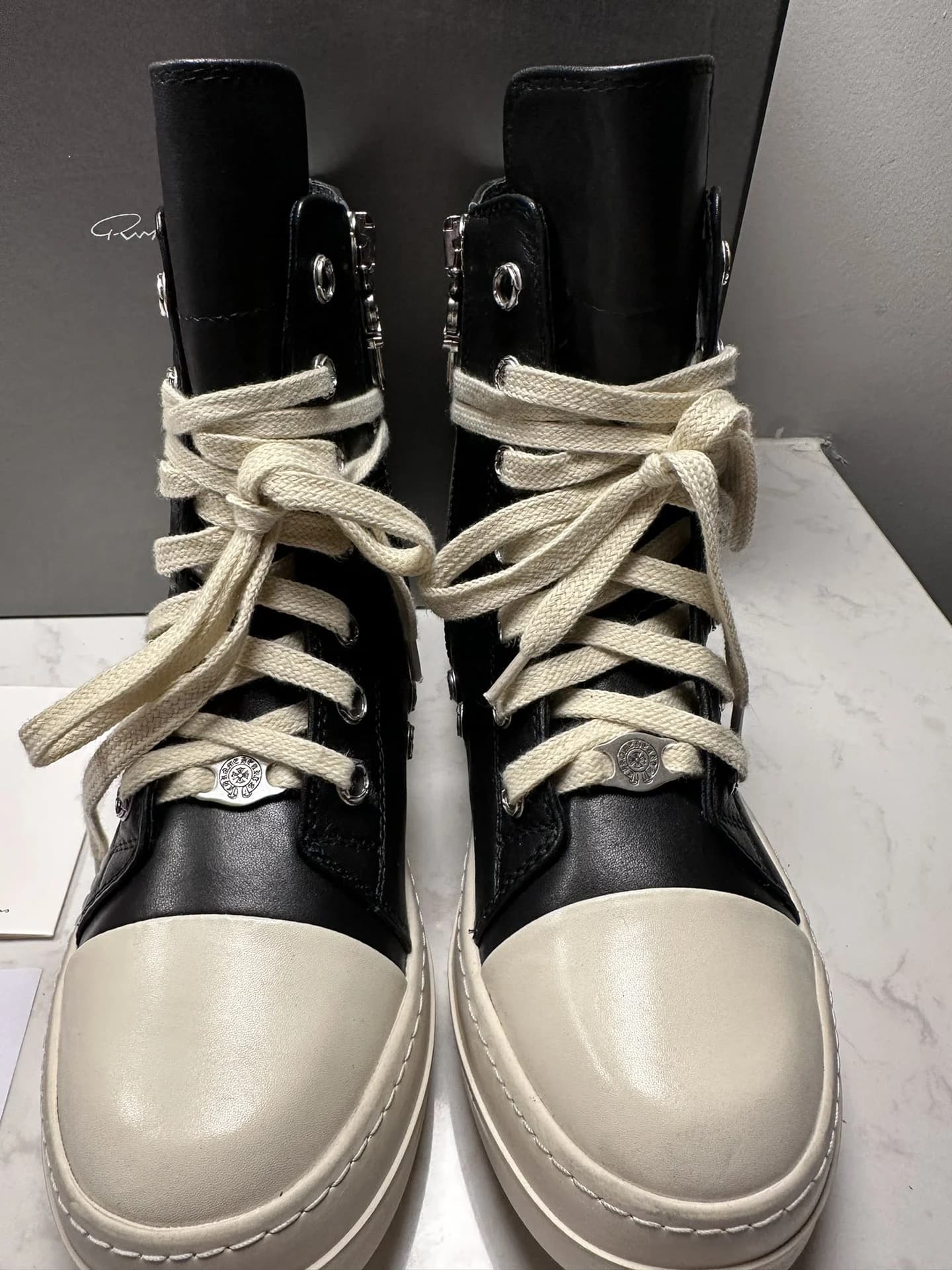 Кеды Chrome Hearts x Rick Owens Ramones, вид спереди