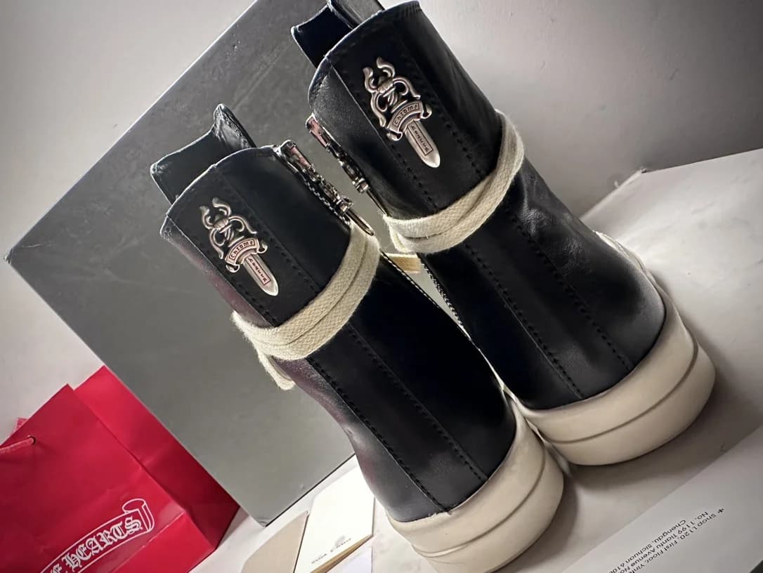 Детали фурнитуры Chrome Hearts на заднике кед Rick Owens