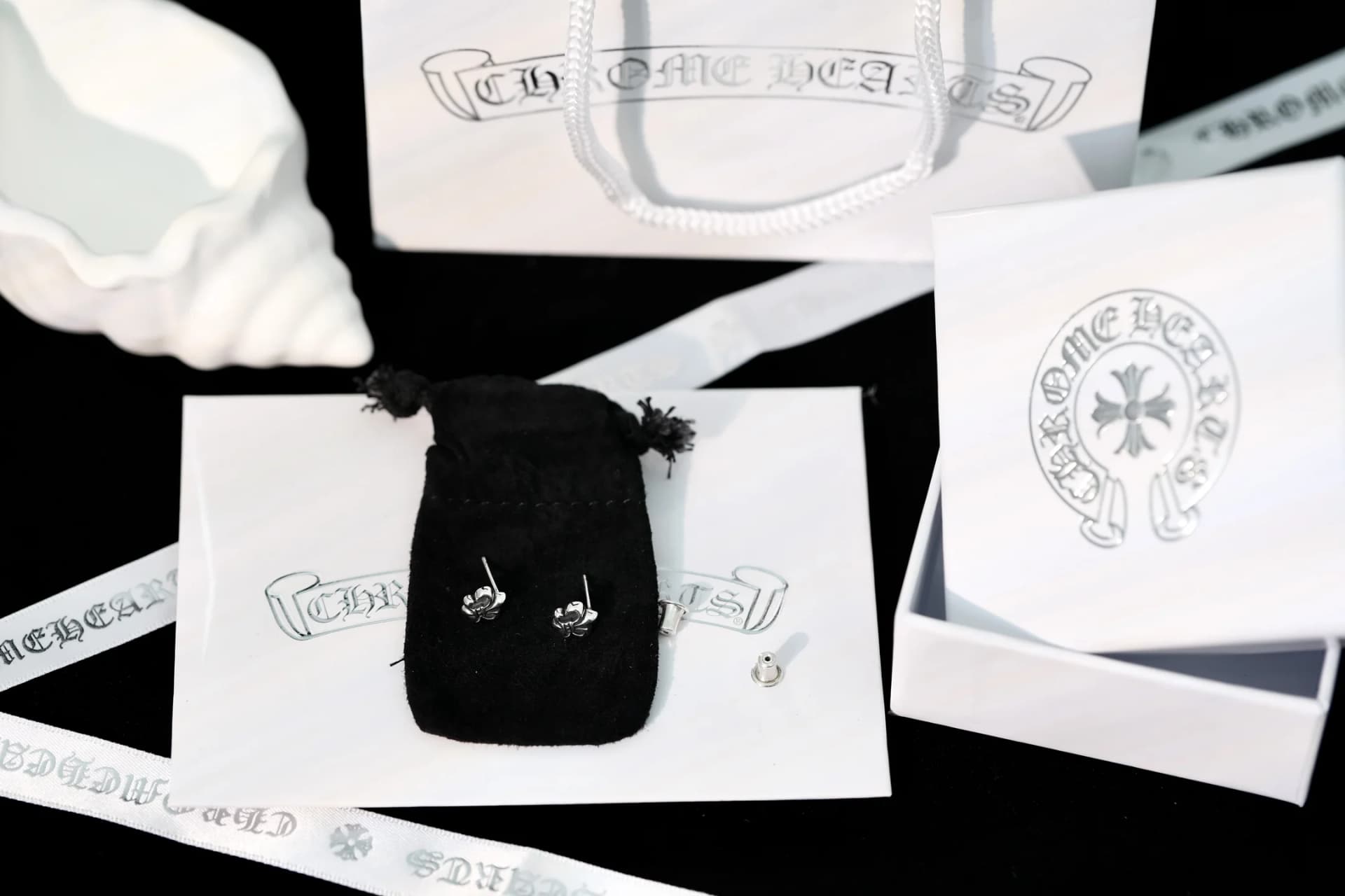 Комплект серег-пусетов Chrome Hearts с фирменным мешочком, коробкой и упаковкой
