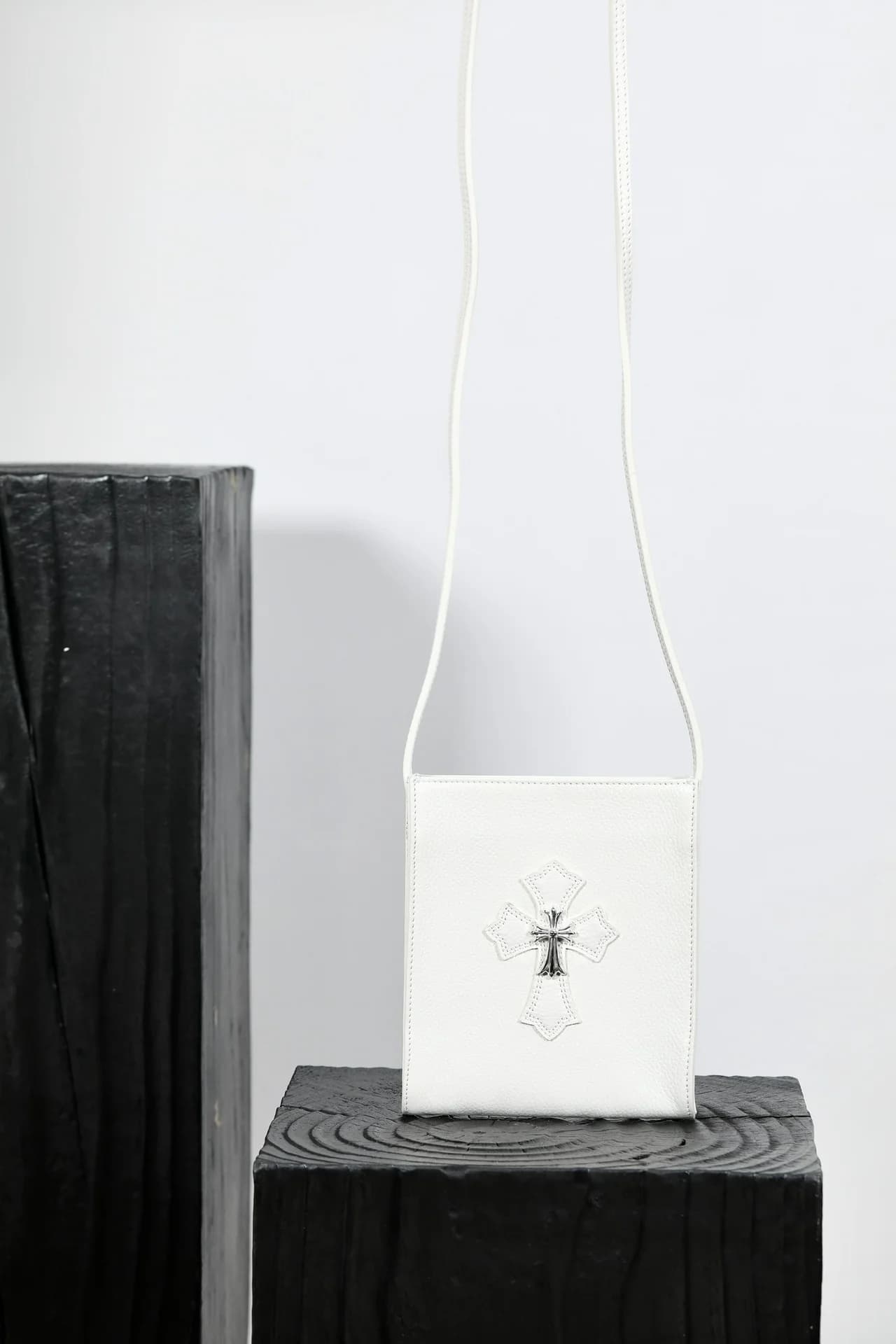 Сумка через плечо Chrome Hearts