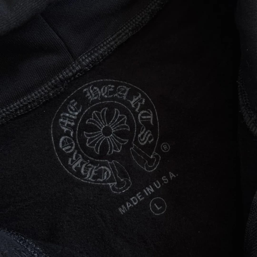 Внутренний ярлык на горловине Chrome Hearts с размером L