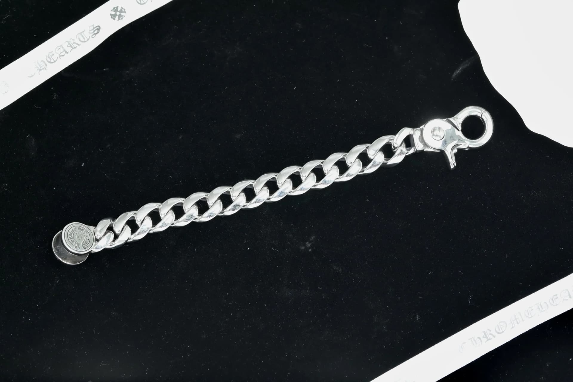 Серебряная цепь-браслет Chrome Hearts, вид с обратной стороны