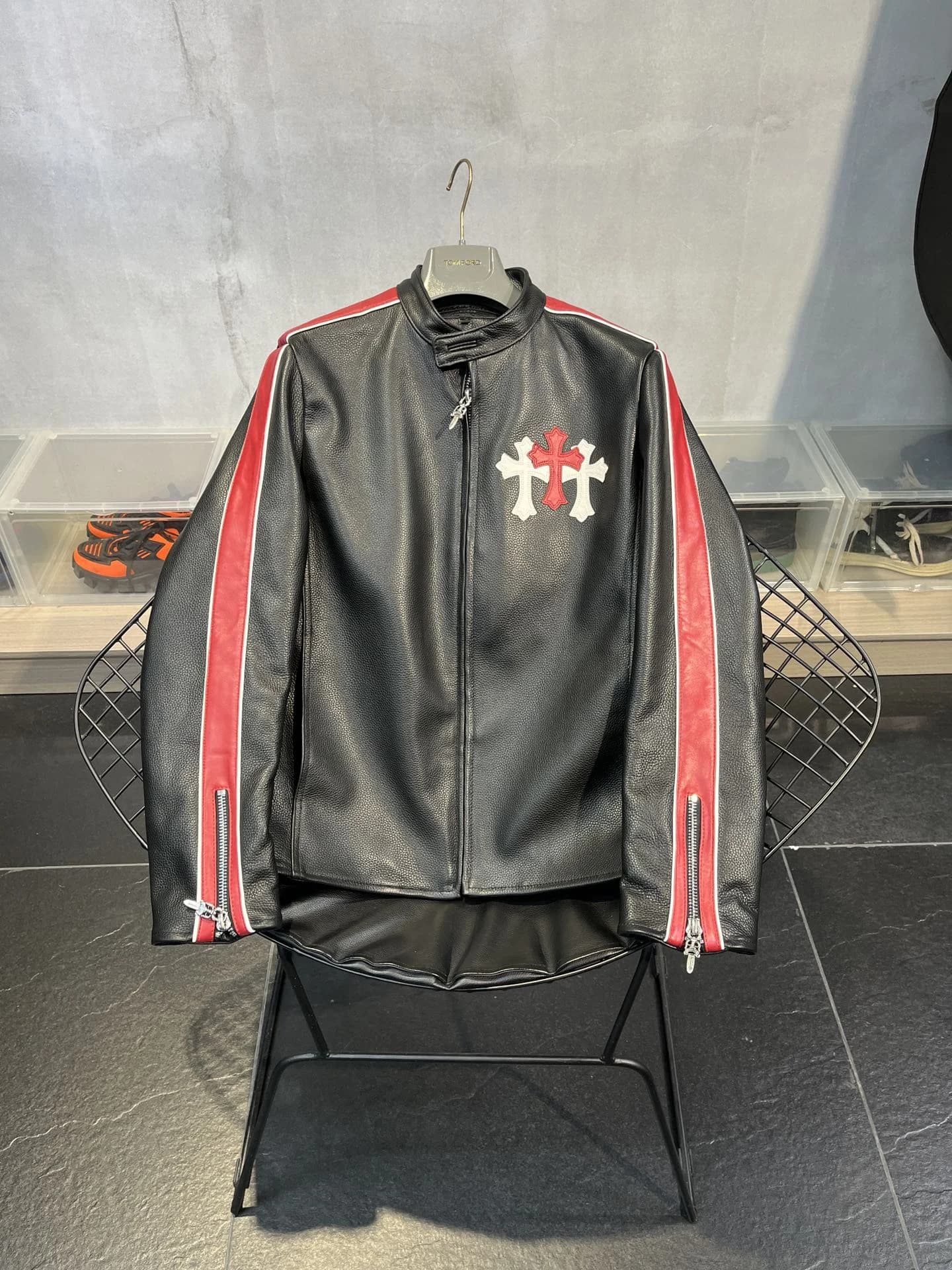 Кожаная куртка Chrome Hearts