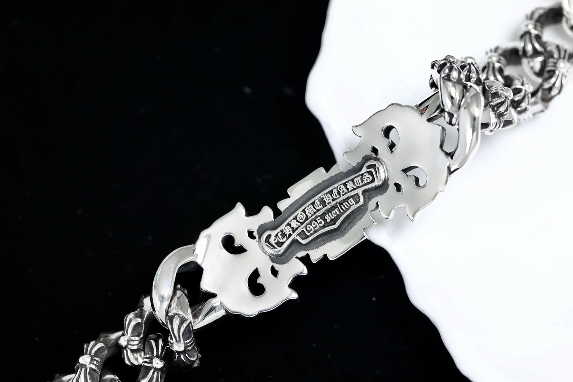 Фирменная гравировка Chrome Hearts 1995 Sterling на обратной стороне звена