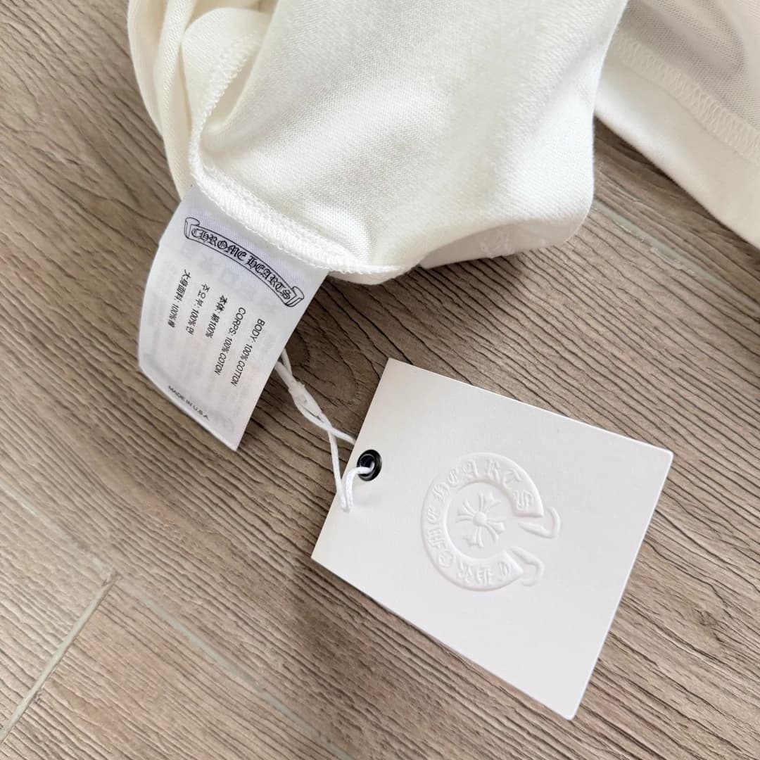 Ярлык белой футболки Chrome Hearts Miami