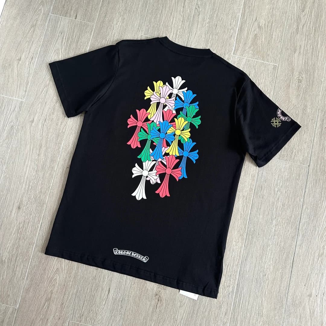 Футболка Chrome Hearts черного цвета сзади под углом