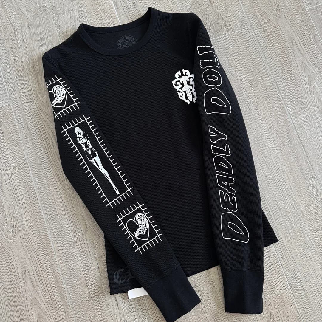 Черный лонгслив Chrome Hearts Deadly Doll, разложенный вид