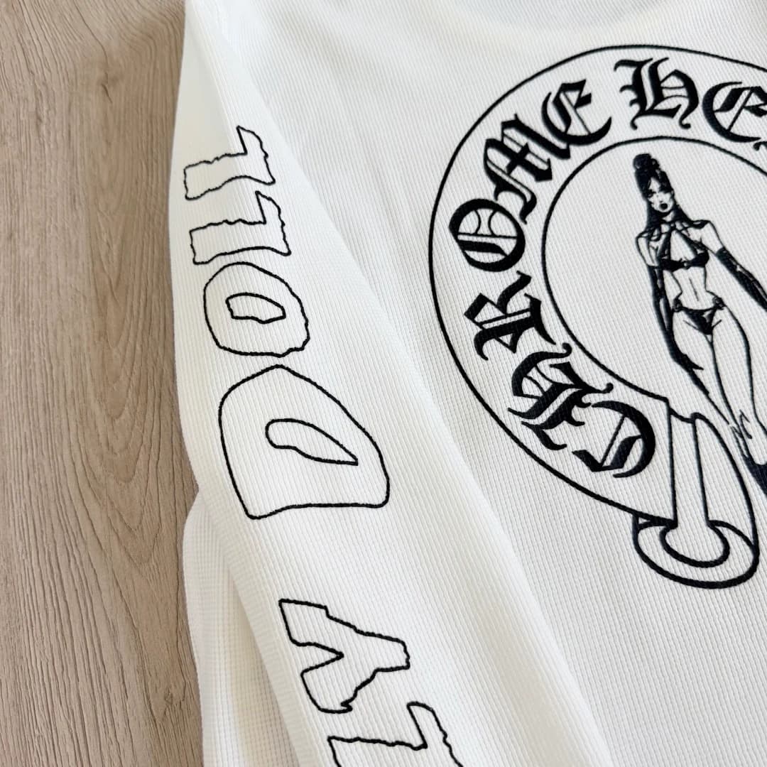 Белый лонгслив Chrome Hearts Deadly Doll, разложенный вид