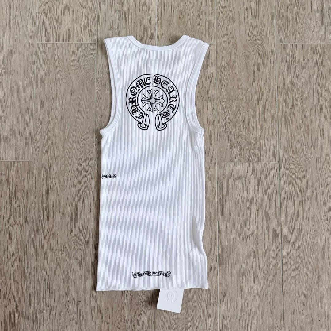 Белая майка Chrome Hearts, вид сзади