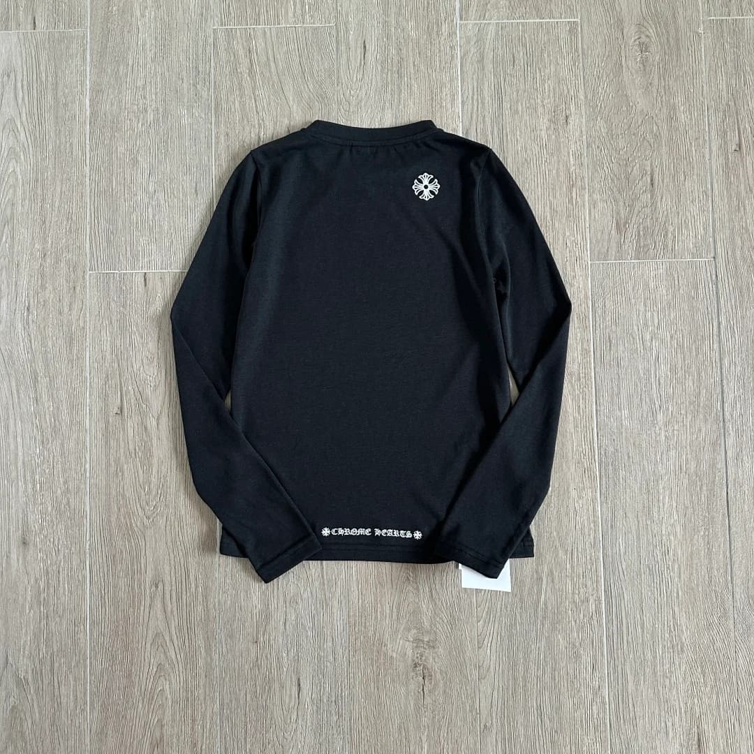 Женский лонгслив Chrome Hearts GRP Y черного цвета, вид сзади