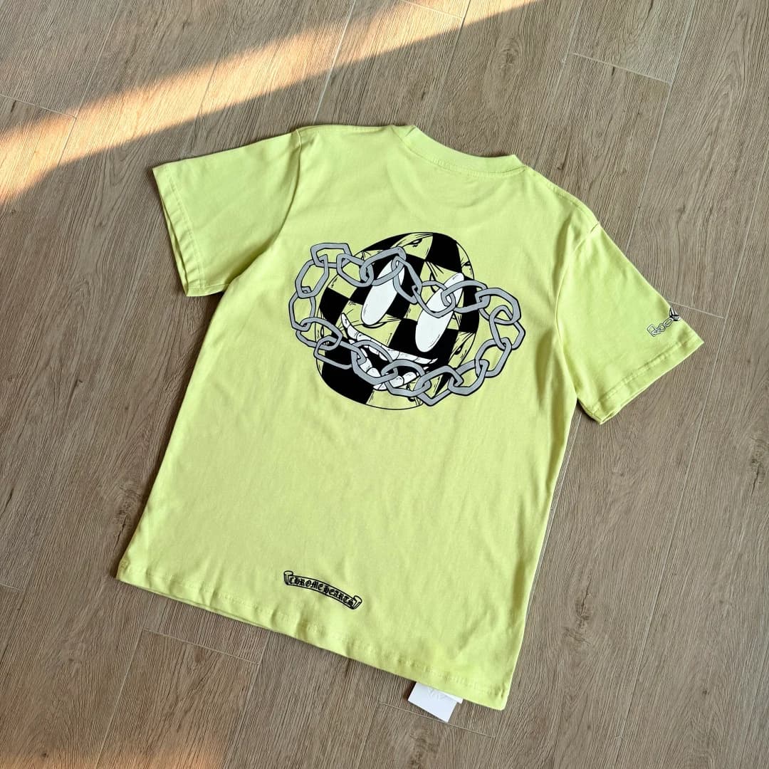 Футболка Chrome Hearts Matty Boy с принтом на спине под углом