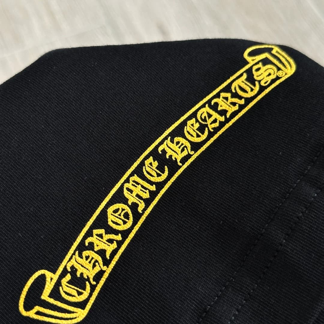 Черная футболка Chrome Hearts сзади