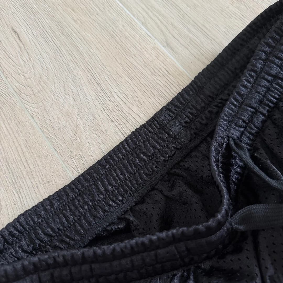 Внутренняя сторона пояса шорт Chrome Hearts
