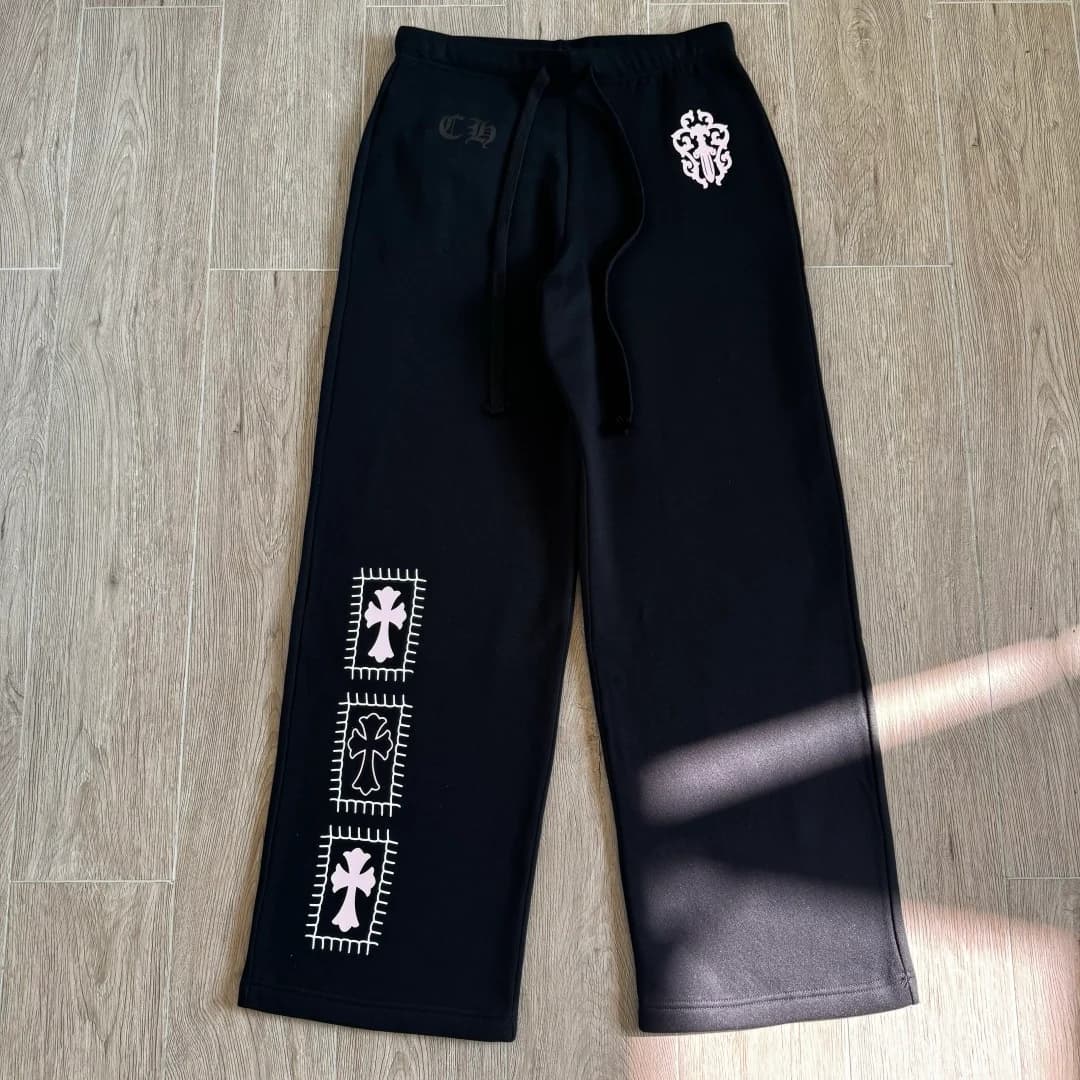 Черные спортивные штаны Chrome Hearts x Deadly Doll, вид спереди