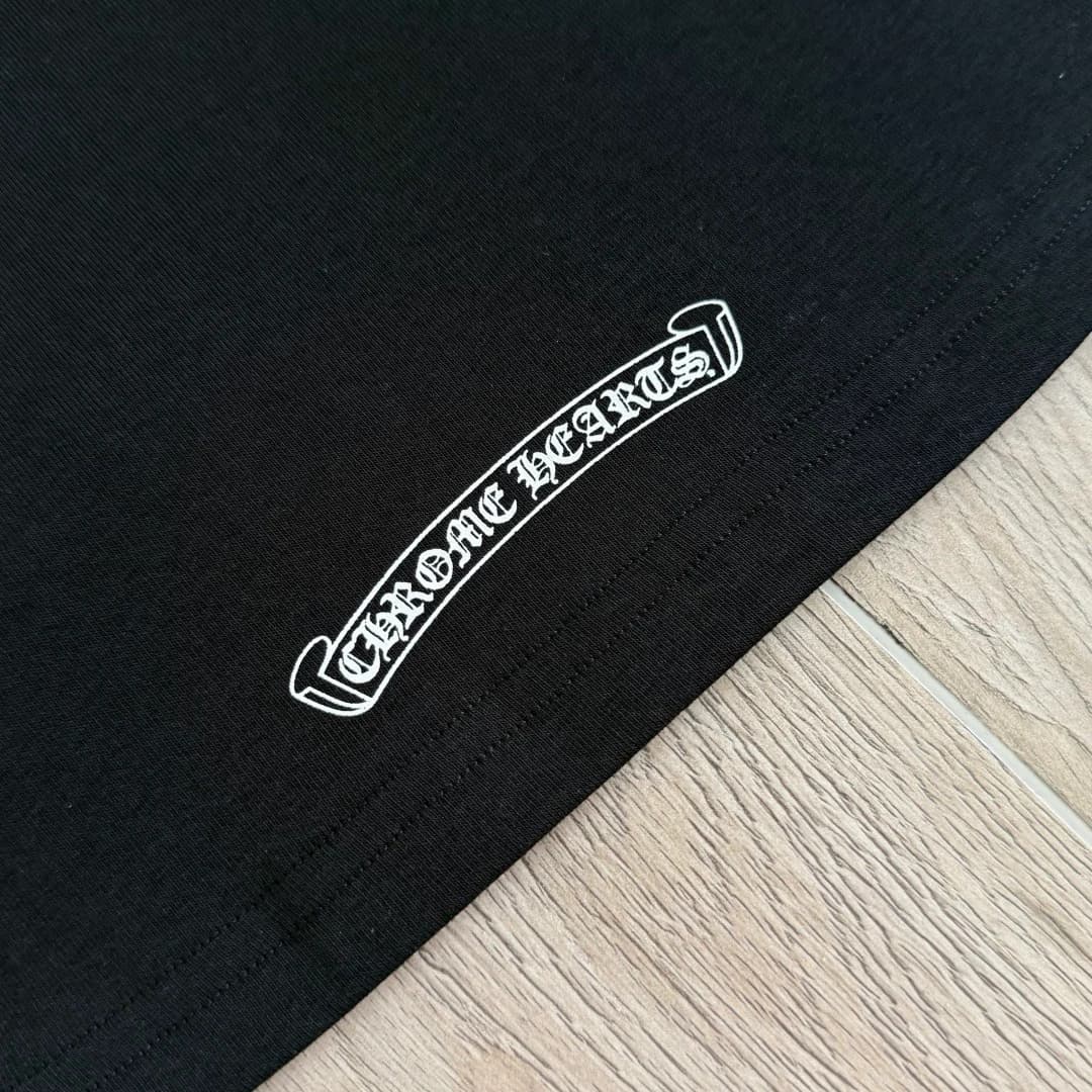 Принт с логотипом Chrome Hearts у подола