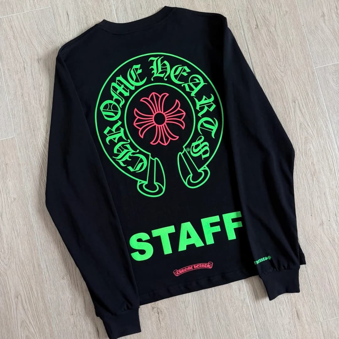 Черный лонгслив Chrome Hearts Staff, разложенный вид сзади