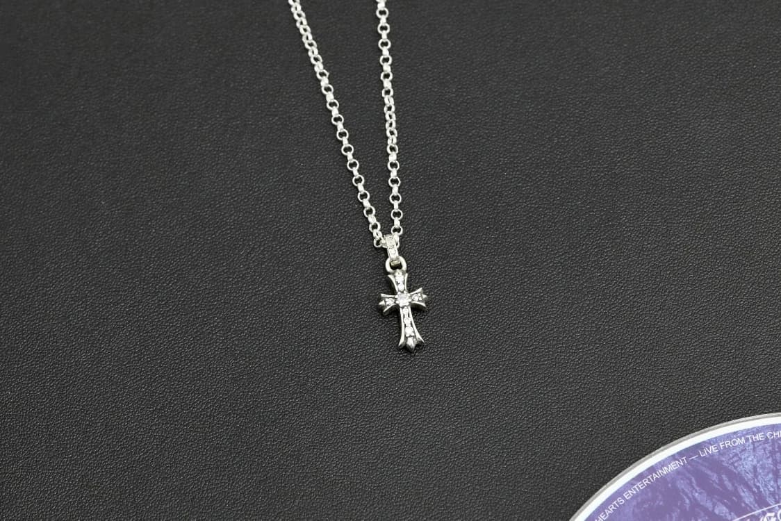 Серебряная подвеска крест Chrome Hearts Baby Fat