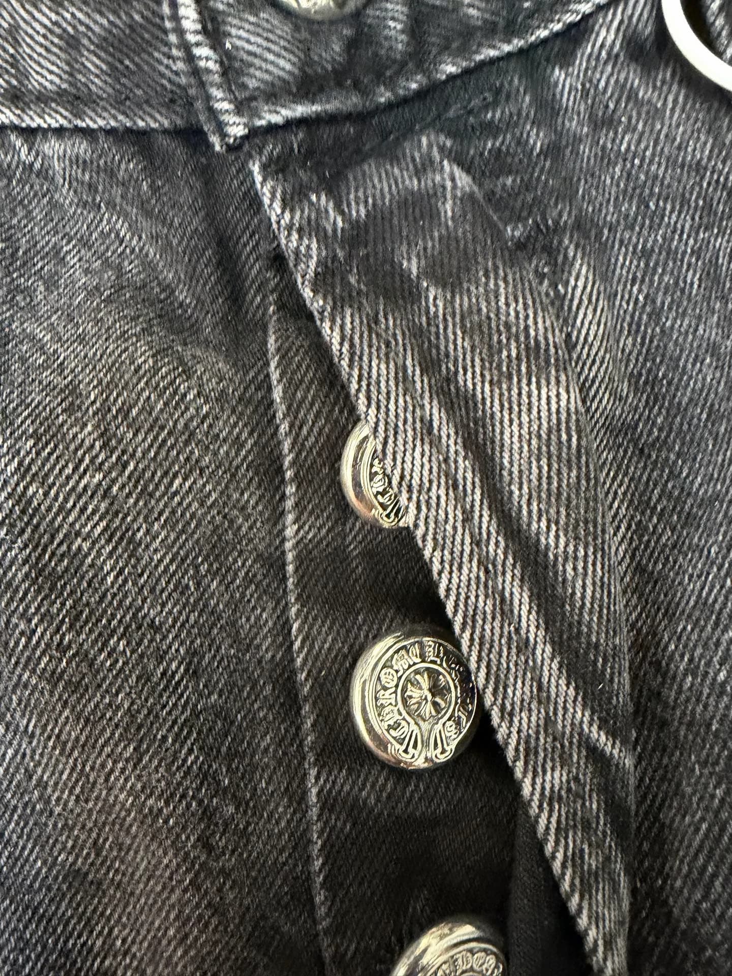 Металлические пуговицы-болты с гравировкой Chrome Hearts