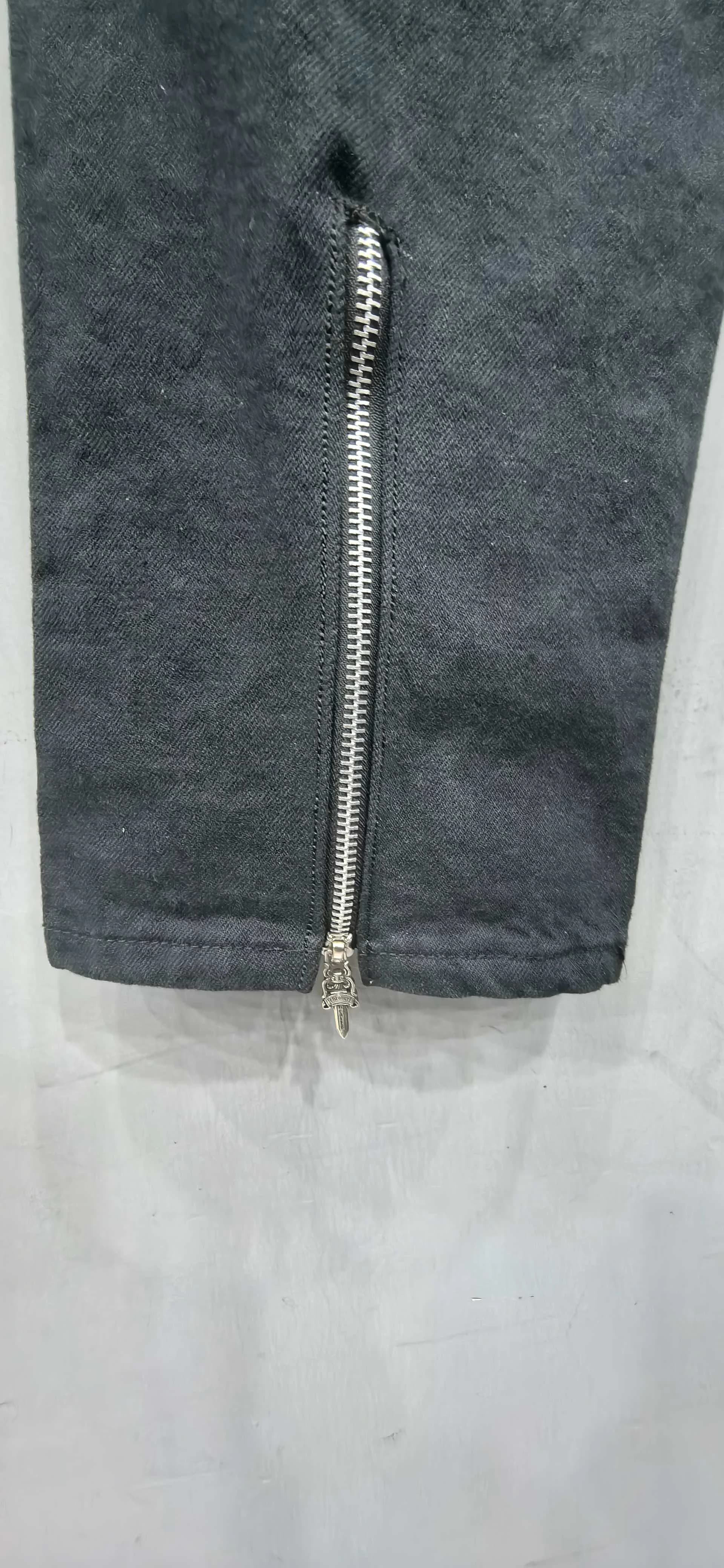 Chrome Hearts джинсы с нашивками
