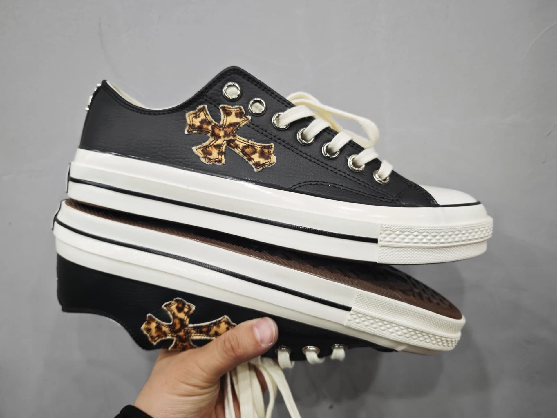 Кеды Chrome Hearts x Converse Chuck 70, пара обуви