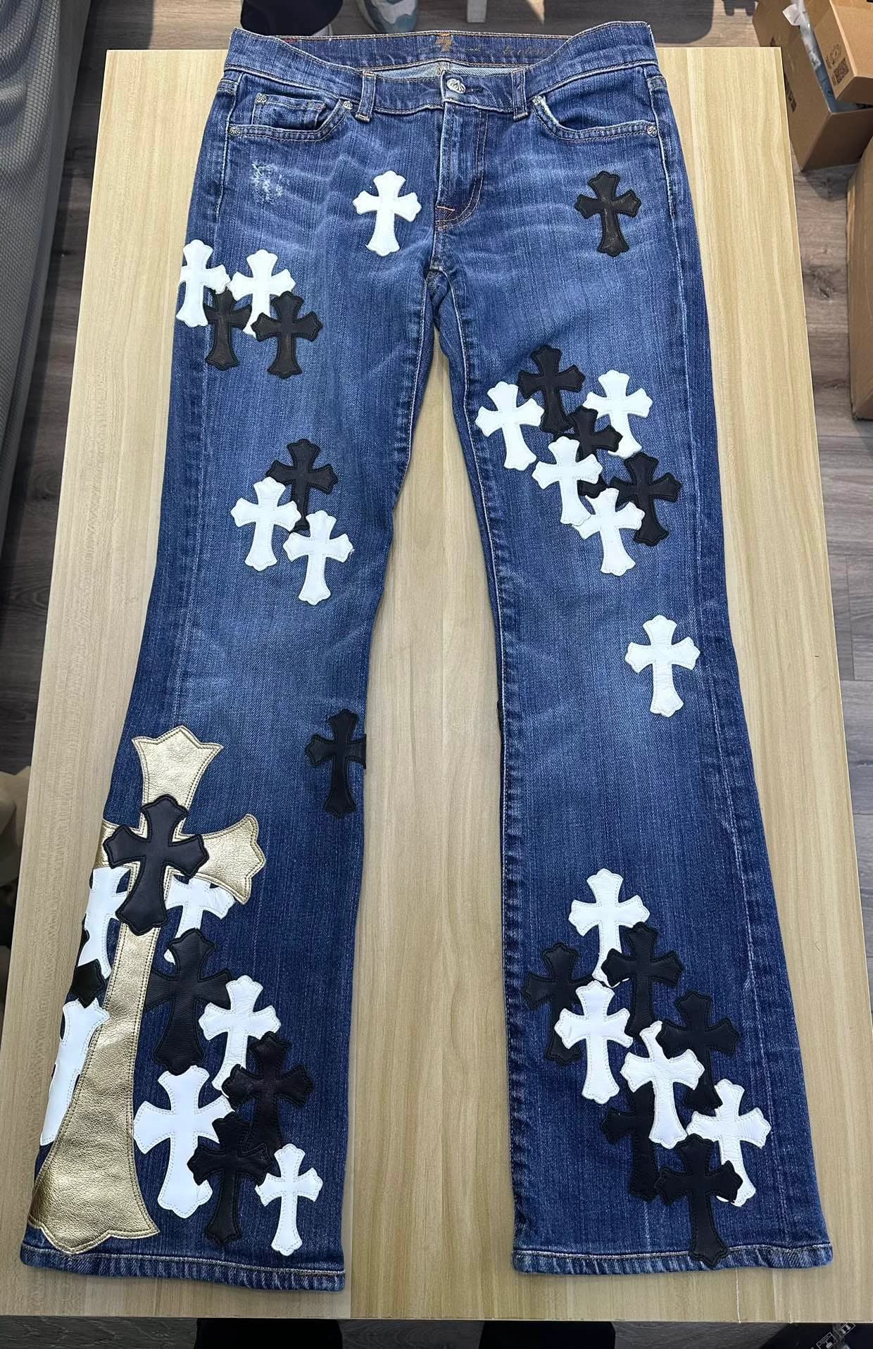 Джинсы Chrome Hearts