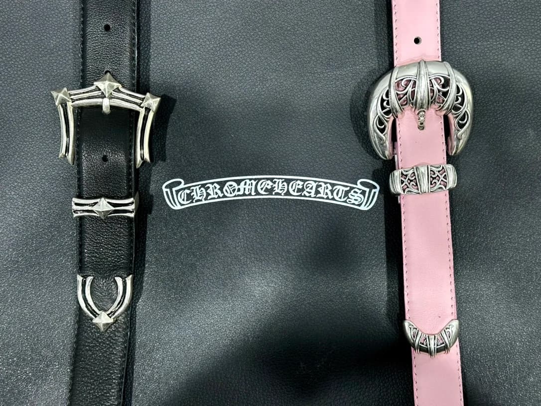 Черный и розовый кожаные ремни Chrome Hearts с серебряной фурнитурой