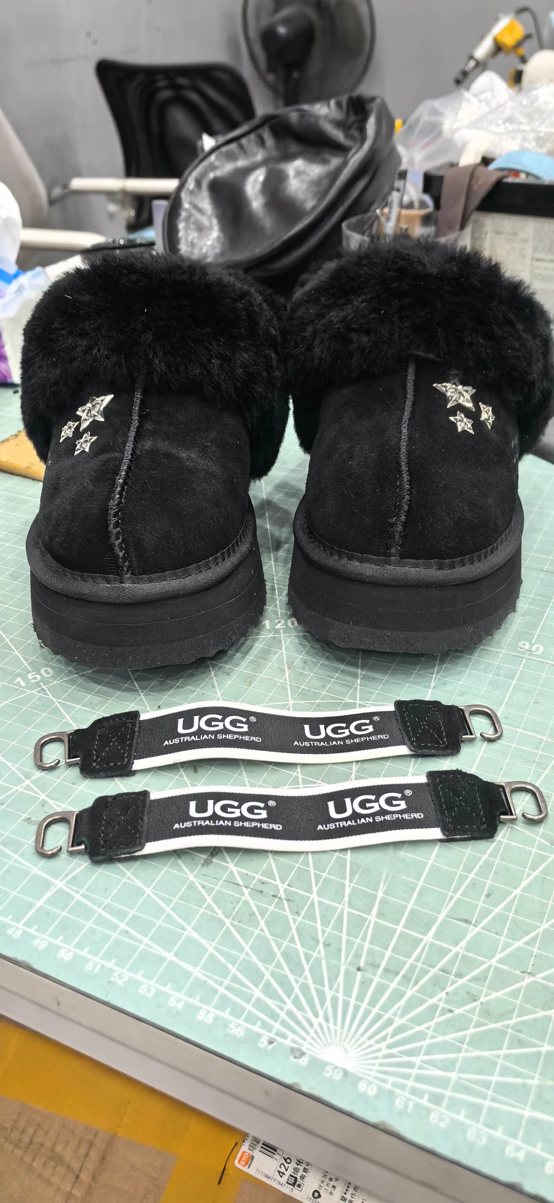 Chrome Hearts x UGG тапочки