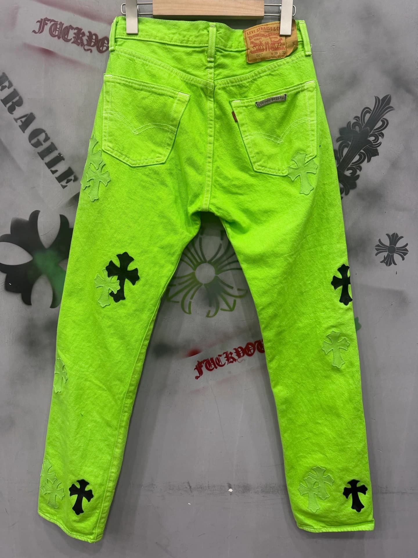 Зеленые джинсы Chrome Hearts x Levi's Vintage 501, вид сзади