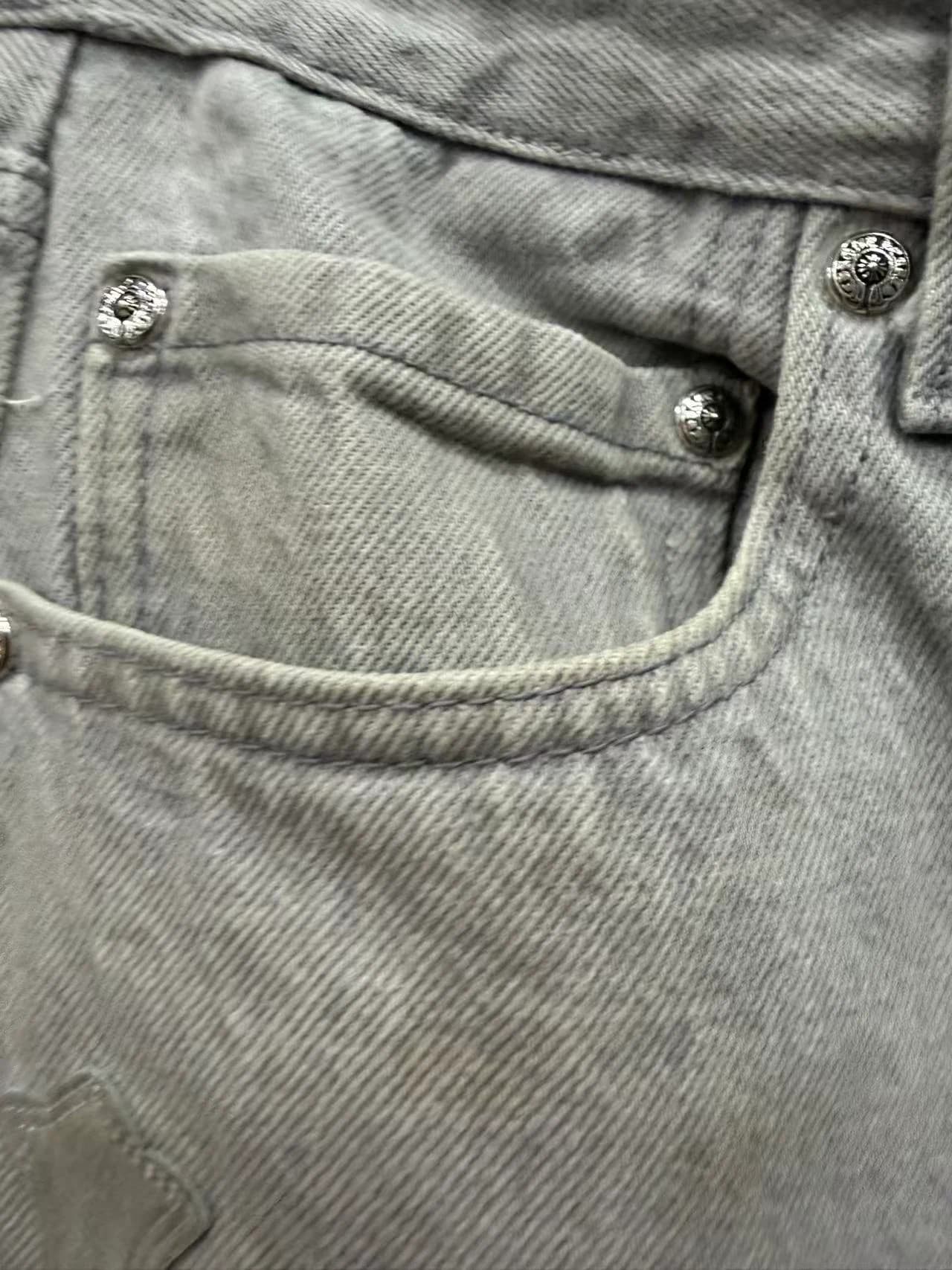 Передний карман джинсов Chrome Hearts x Levi's Vintage 501 с заклепками