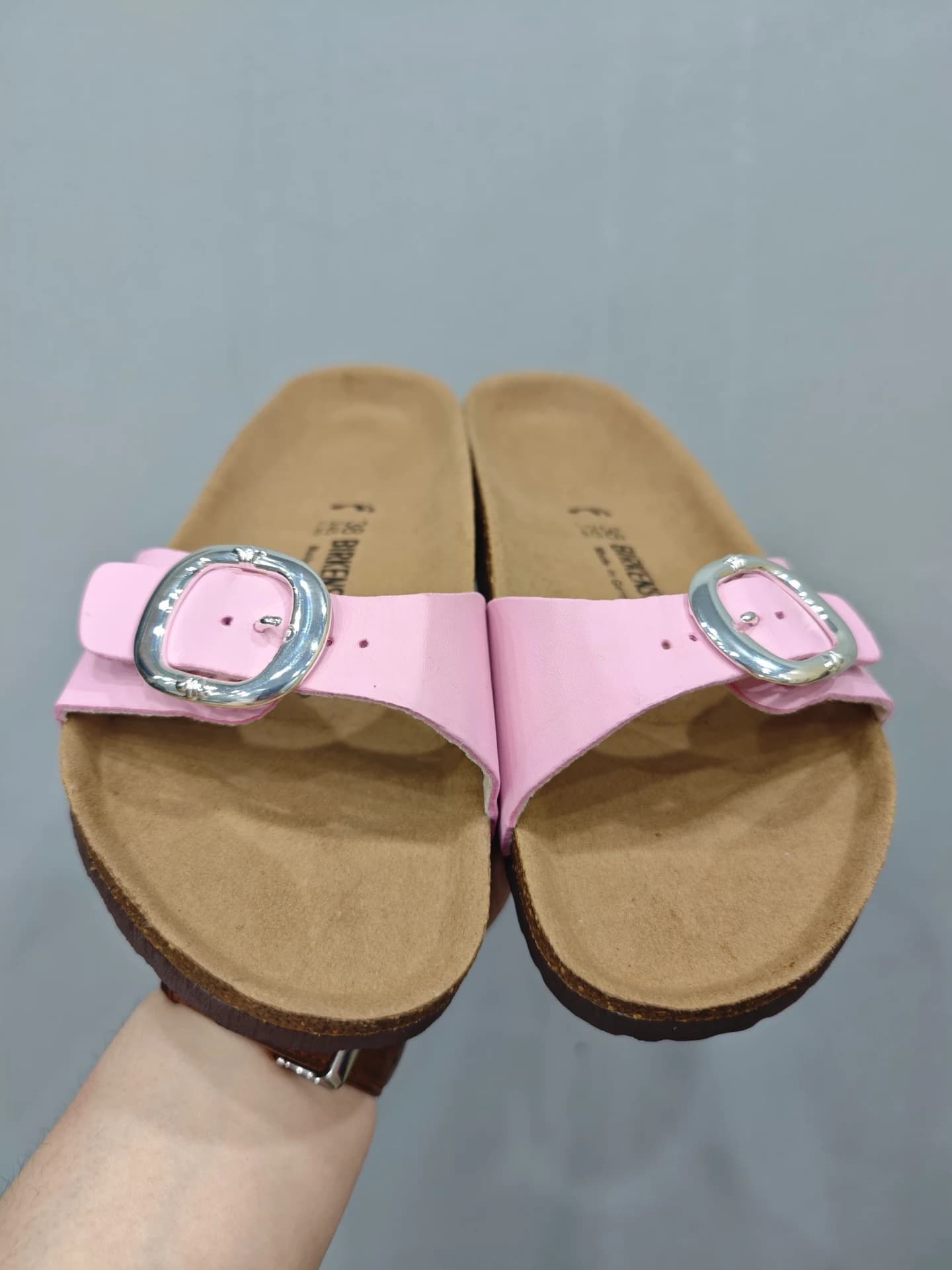 Розовые шлепанцы Chrome Hearts x Birkenstock Madrid