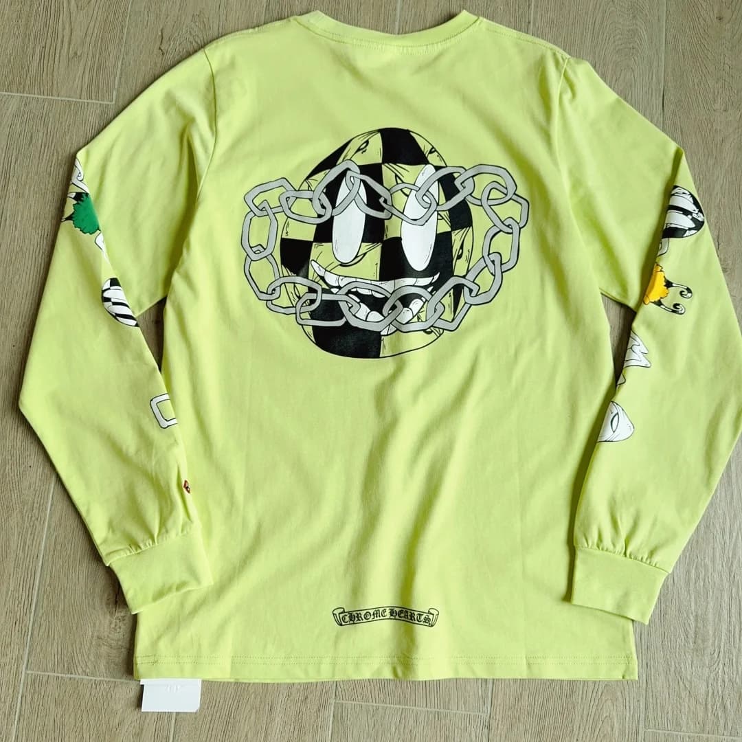 Зеленый лонгслив Chrome Hearts с принтом, вид сзади