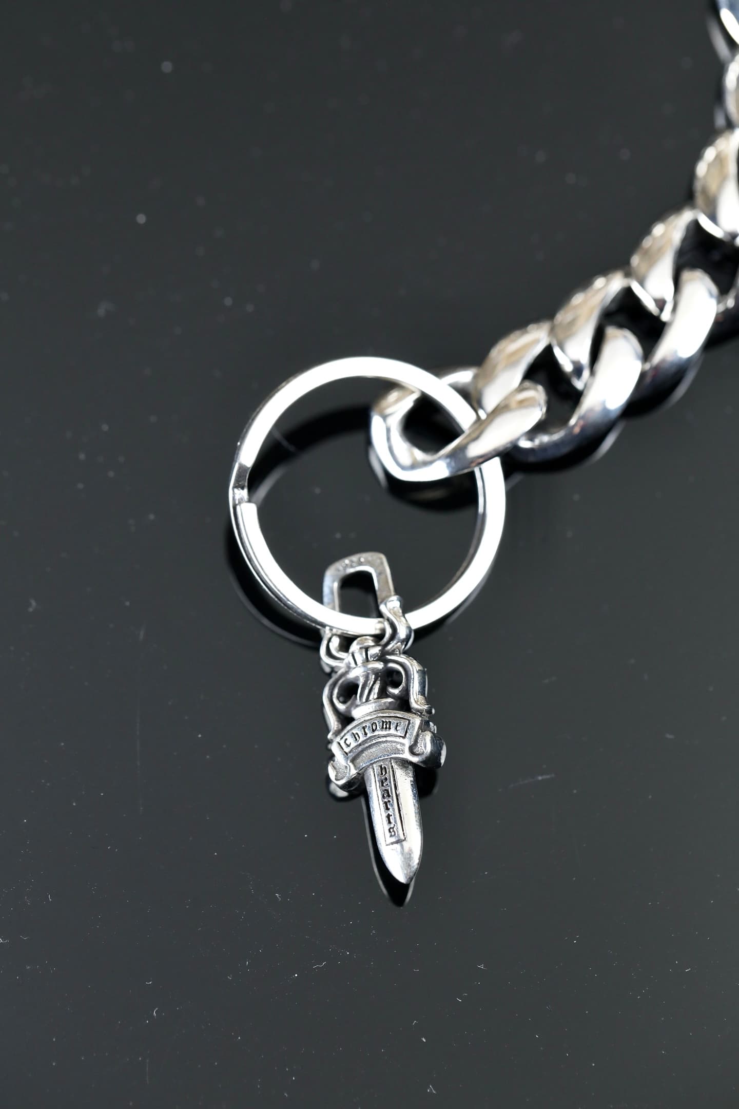 Серебряная цепочка для сумки и пояса с подвеской Dagger