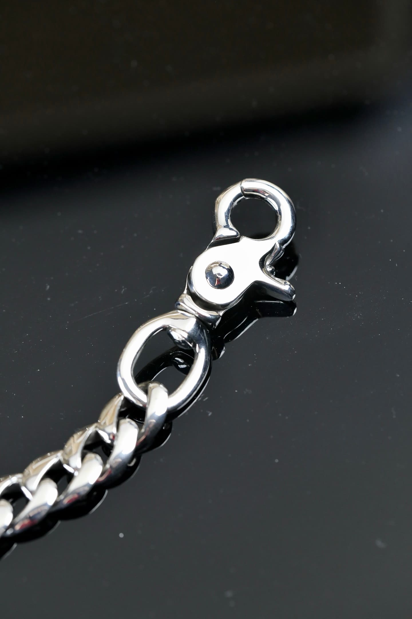 Серебряная цепочка для сумки и пояса с подвеской Dagger