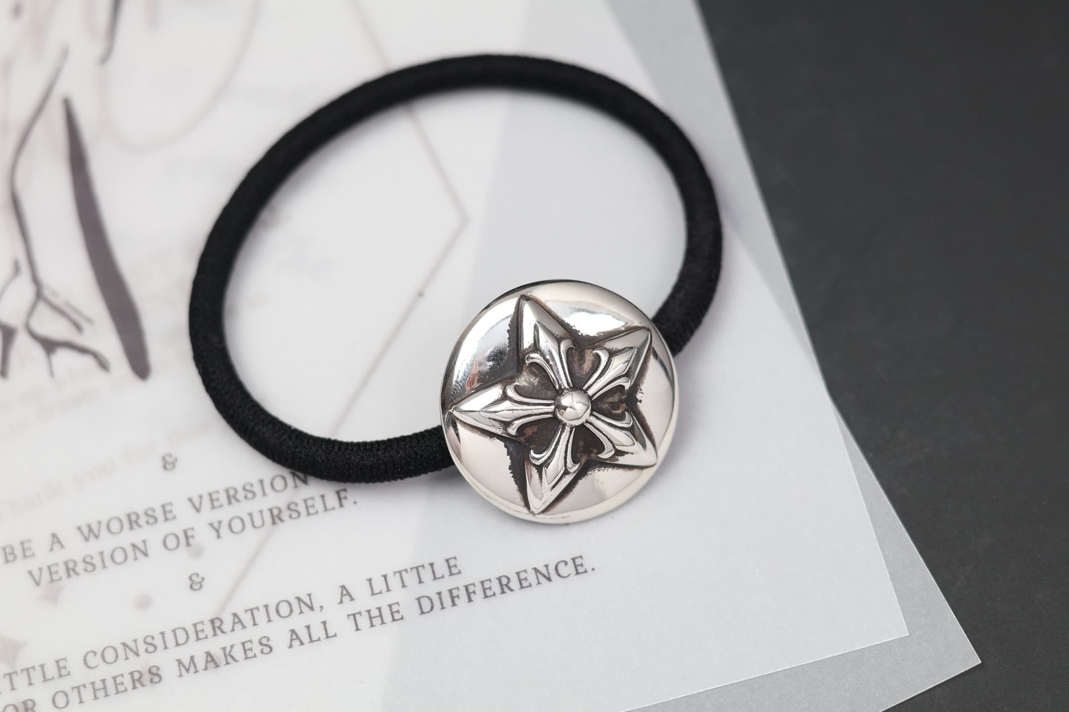 Резинка для волос Chrome Hearts