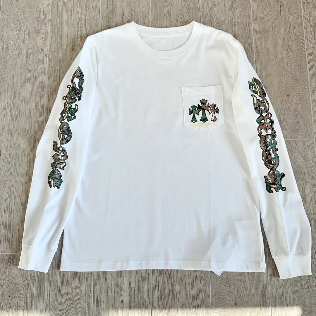 Белый лонгслив Chrome Hearts с карманом, вид спереди