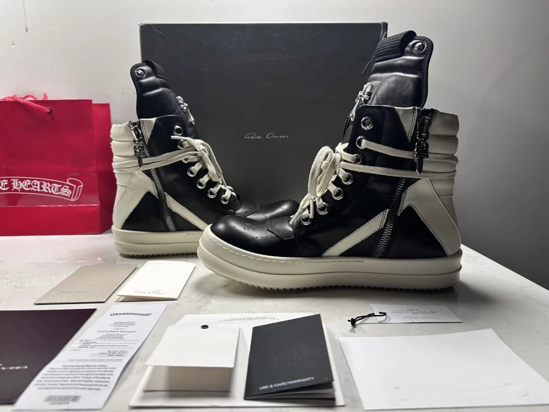 Высокие кеды Chrome Hearts x Rick Owens Geobasket сбоку с расстегнутой молнией