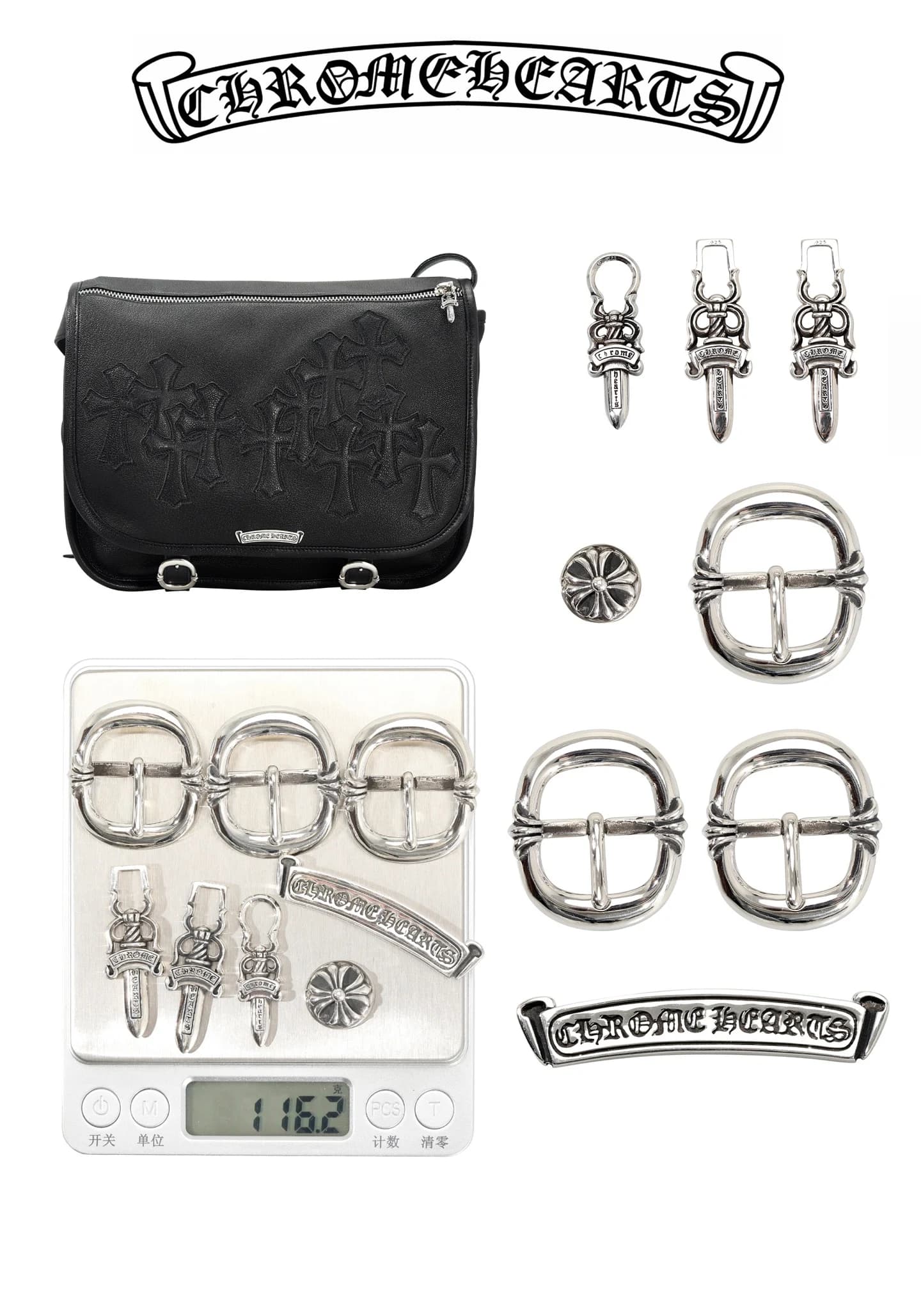 Вид спереди черной сумки Chrome Hearts кожа