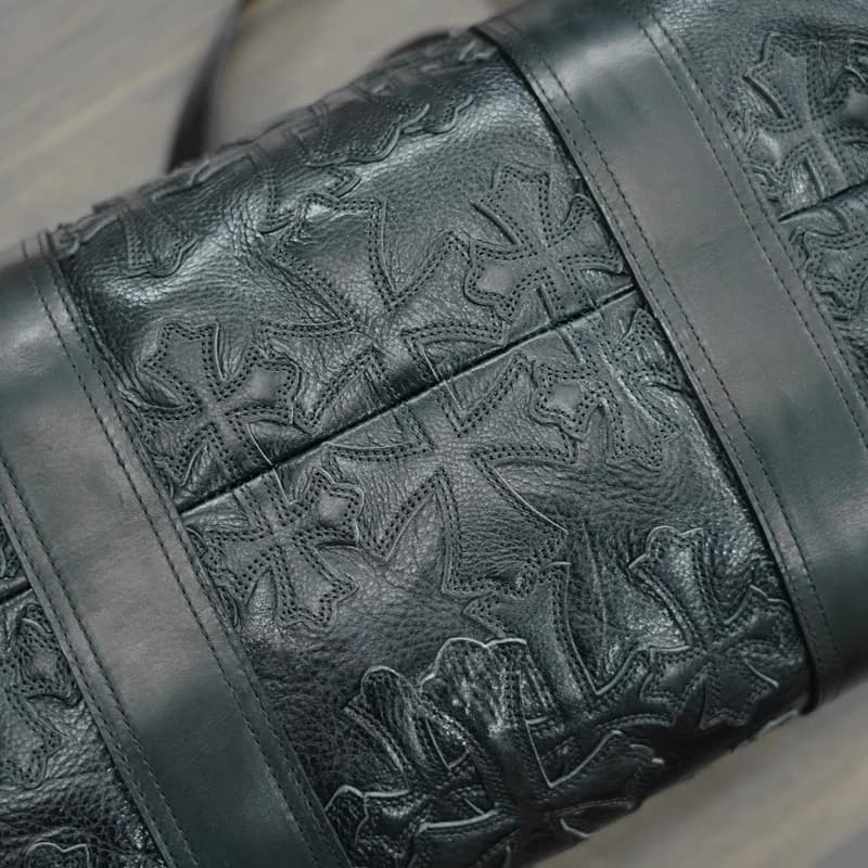 Металлическая фурнитура и гравировка Chrome Hearts